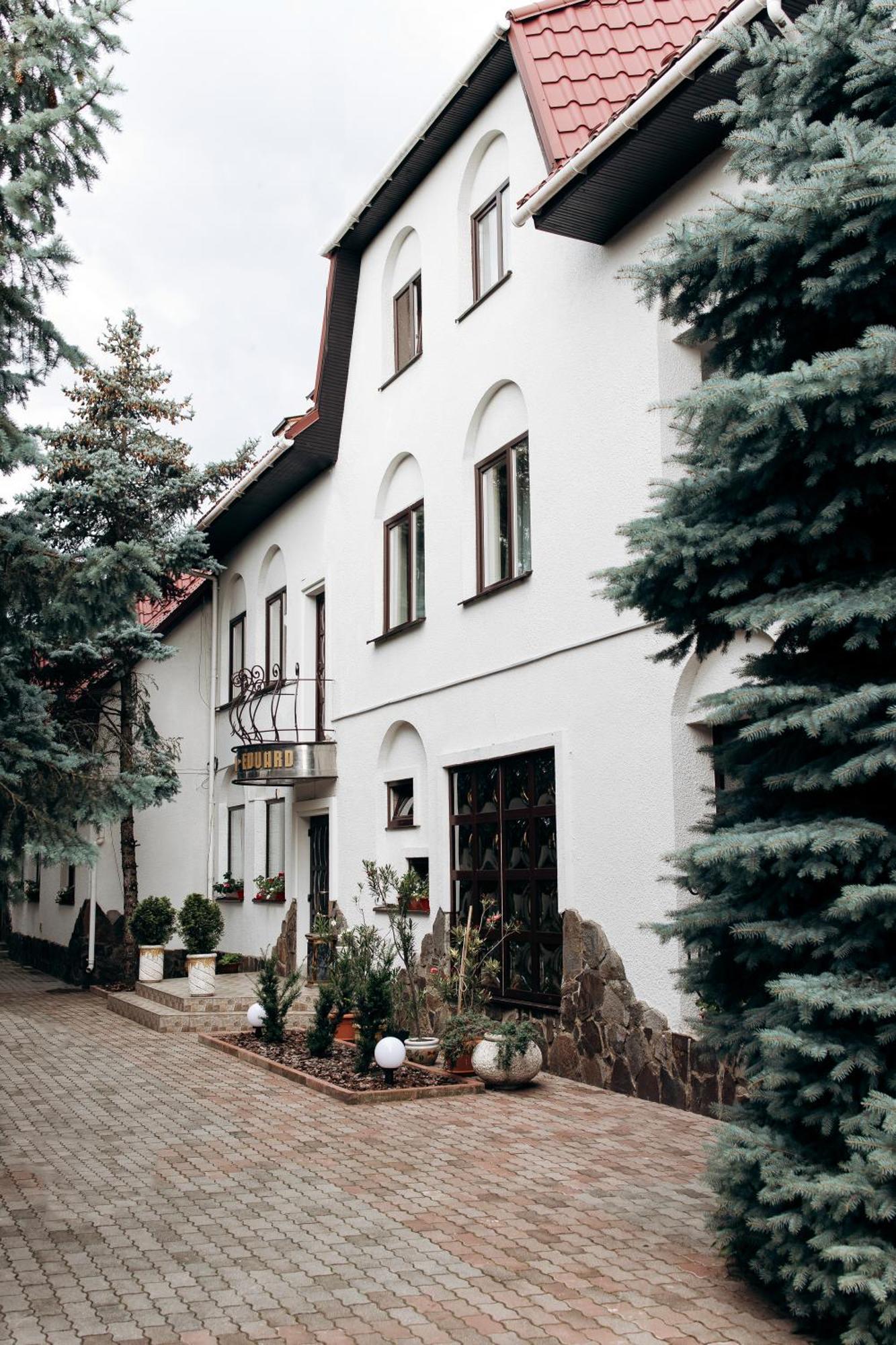 Eduard Hotel Užhorod Esterno foto